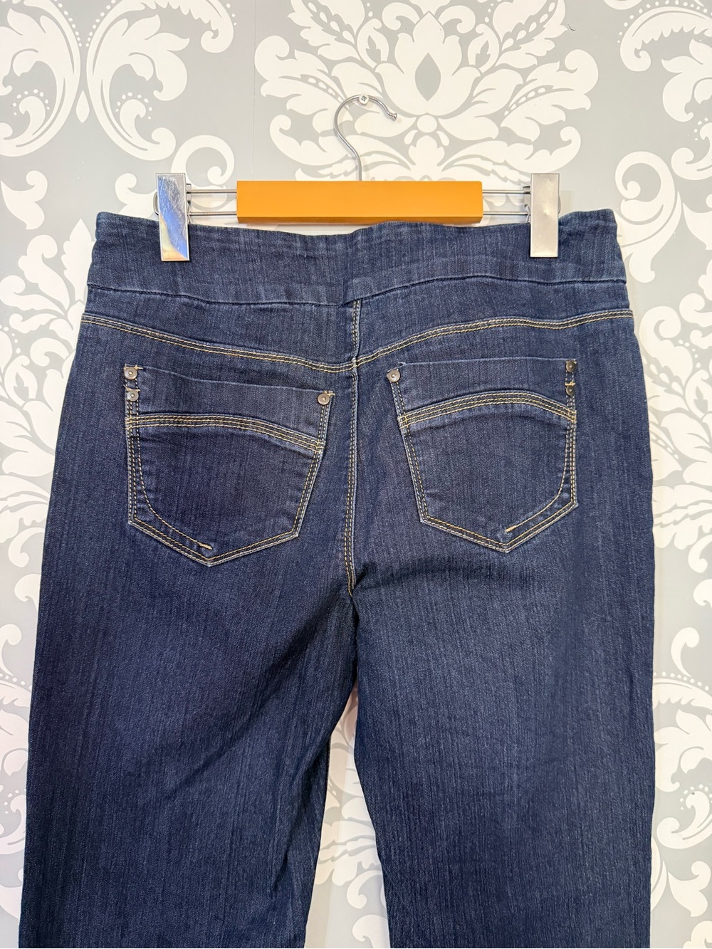 💫4/$25 • Reitmans Dark Denim Pull On Bootcut Jeans - Picture 5 of 5